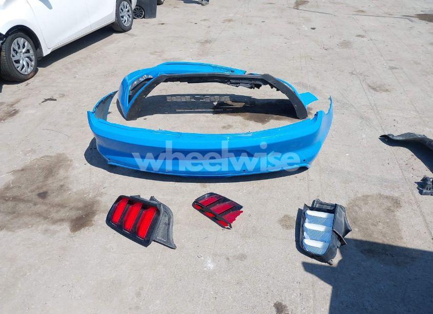 Photo 12 of 2017 Ford Mustang V6 (VIN 1FA6P8AM2H5333214)