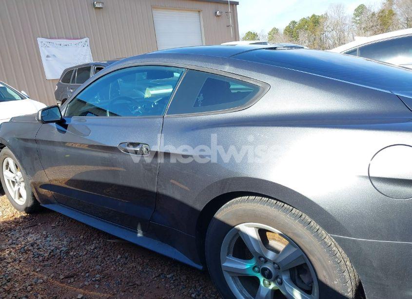 Photo 14 of 2017 Ford Mustang V6 (VIN 1FA6P8AM2H5338851)