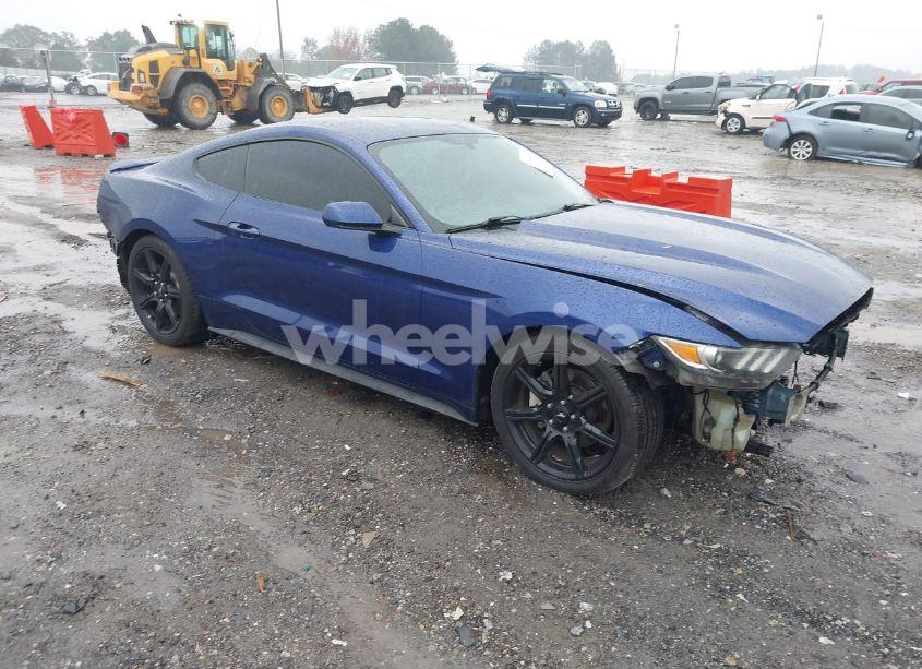 2016 Ford Mustang - Photo 1