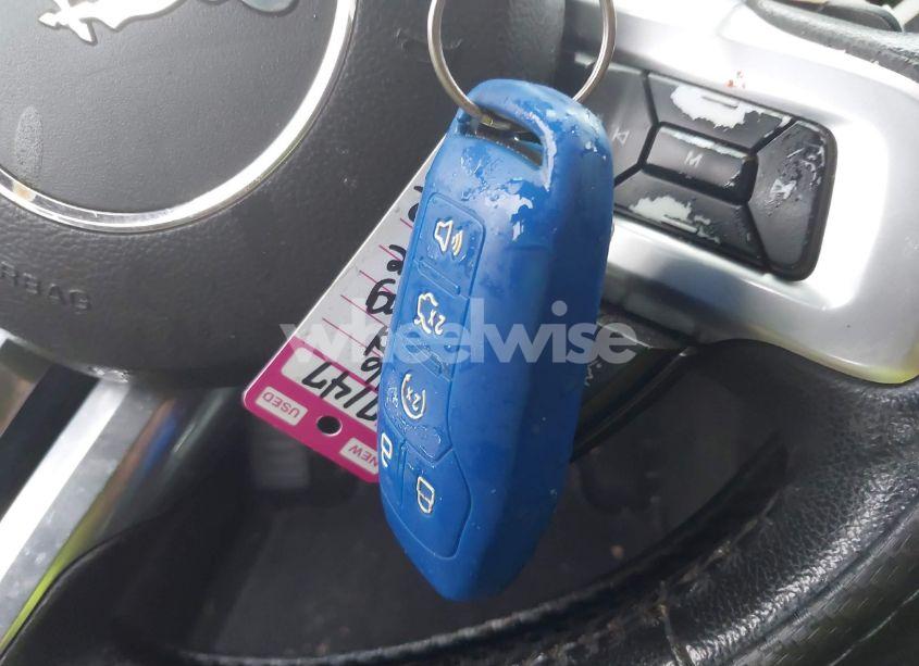 Photo 11 of 2016 Ford Mustang V6 (VIN 1FA6P8AM3G5245237)