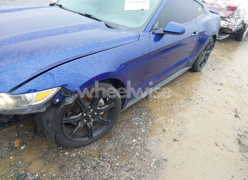 Photo 18 of 2016 Ford Mustang V6 (VIN 1FA6P8AM3G5245237)