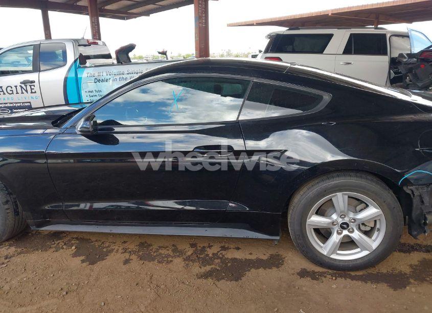 Photo 15 of 2017 Ford Mustang V6 (VIN 1FA6P8AM3H5214071)