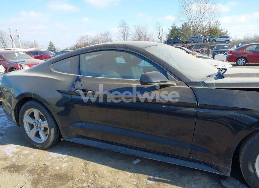 Photo 14 of 2016 Ford Mustang V6 (VIN 1FA6P8AM4G5302545)