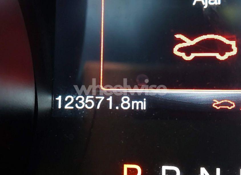 Photo 16 of 2016 Ford Mustang V6 (VIN 1FA6P8AM4G5302545)