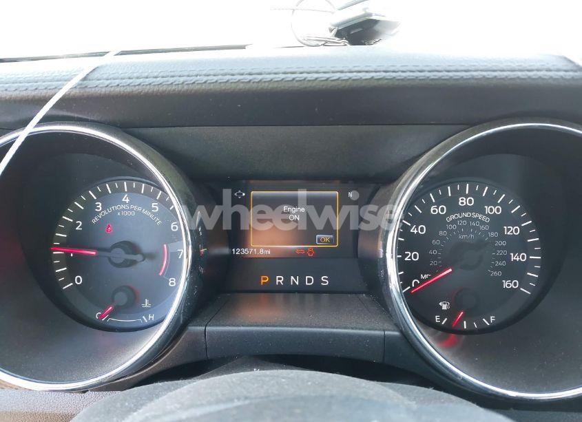 Photo 7 of 2016 Ford Mustang V6 (VIN 1FA6P8AM4G5302545)