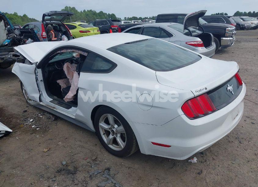 Photo 3 of 2016 Ford Mustang V6 (VIN 1FA6P8AM4G5316459)