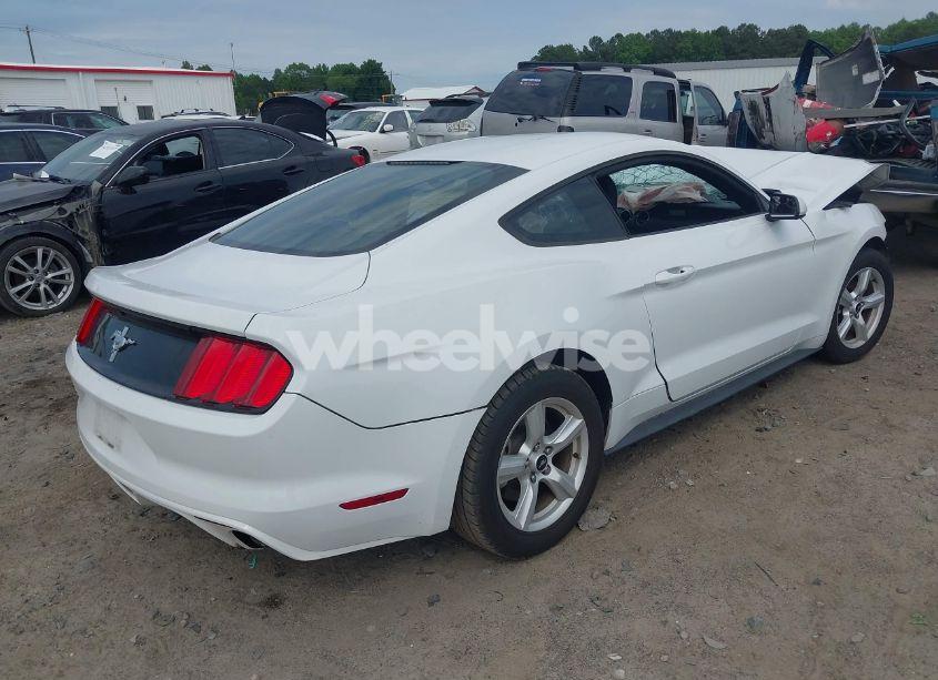 Photo 4 of 2016 Ford Mustang V6 (VIN 1FA6P8AM4G5316459)