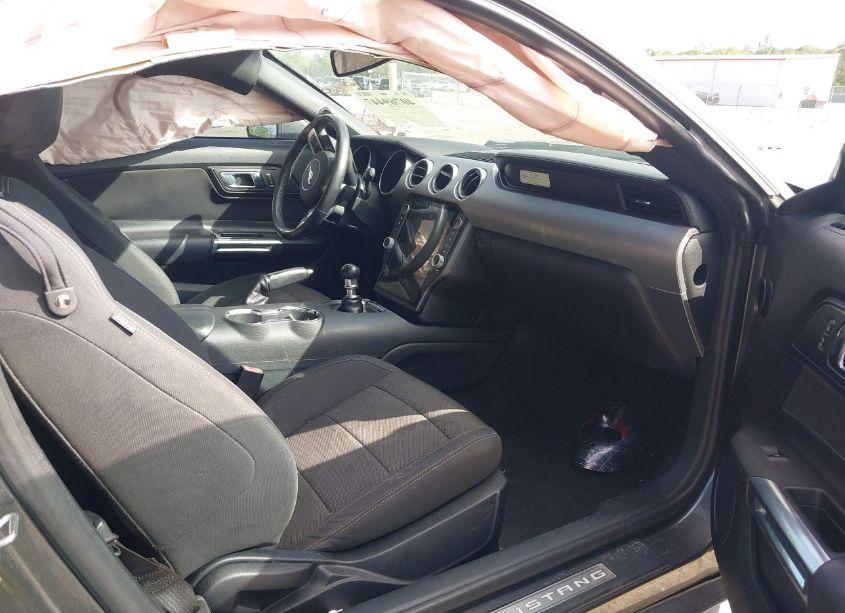 Photo 5 of 2017 Ford Mustang V6 (VIN 1FA6P8AM4H5228903)