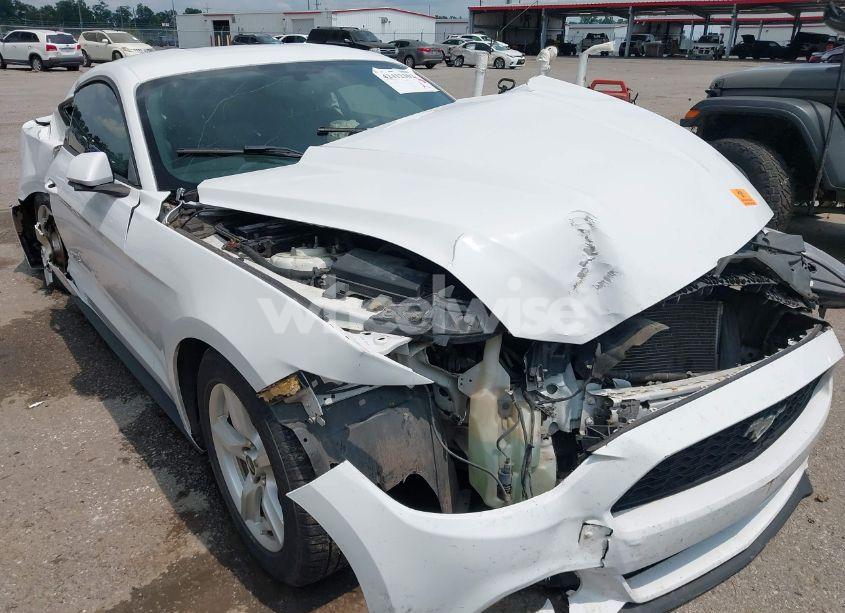 Photo 6 of 2017 Ford Mustang V6 (VIN 1FA6P8AM4H5289474)