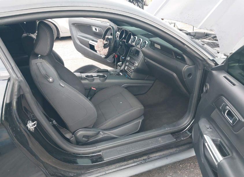 Photo 5 of 2015 Ford Mustang V6 (VIN 1FA6P8AM5F5344396)