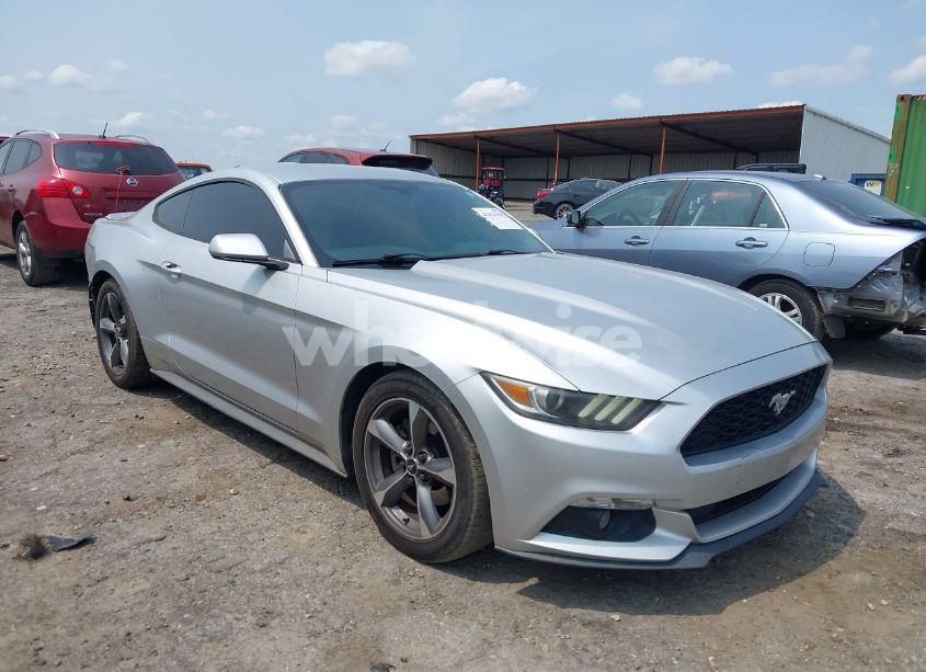 2016 Ford Mustang V6 (VIN 1FA6P8AM5G5259155) main photo