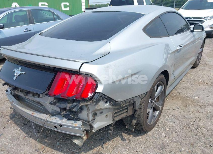 Photo 19 of 2016 Ford Mustang V6 (VIN 1FA6P8AM5G5259155)
