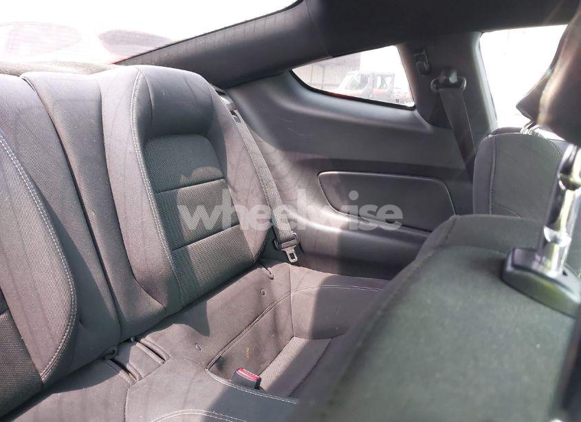 Photo 8 of 2016 Ford Mustang V6 (VIN 1FA6P8AM5G5259155)