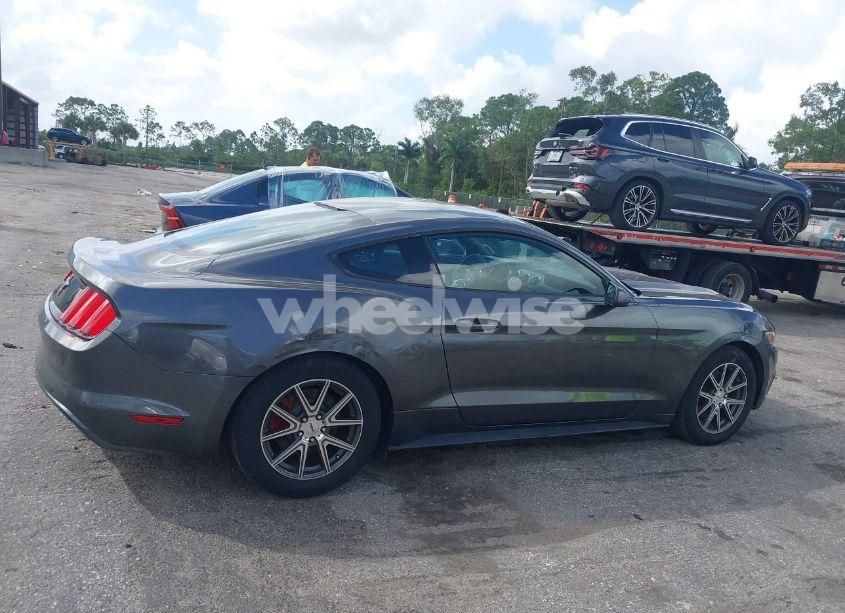 Photo 13 of 2016 Ford Mustang V6 (VIN 1FA6P8AM5G5301355)