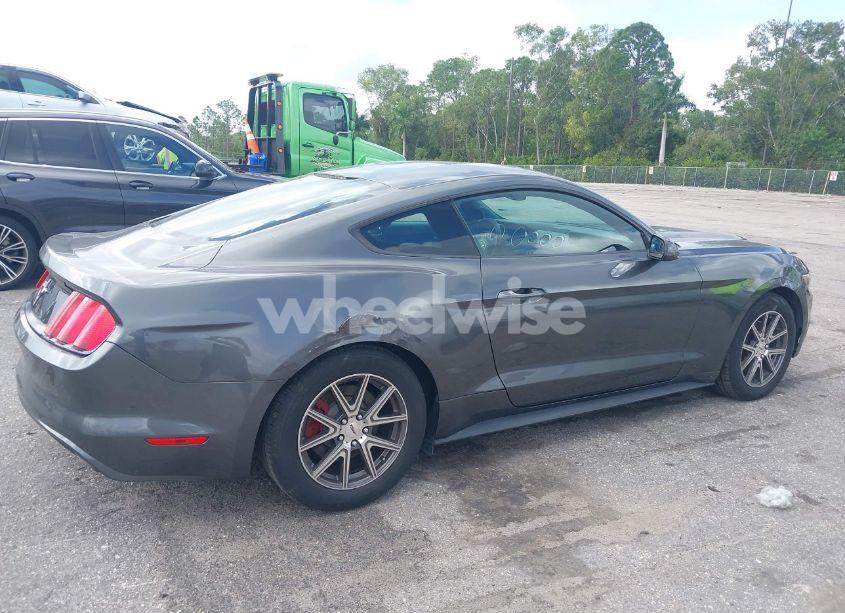 Photo 6 of 2016 Ford Mustang V6 (VIN 1FA6P8AM5G5301355)