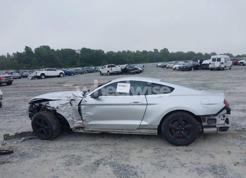 Photo 14 of 2017 Ford Mustang V6 (VIN 1FA6P8AM5H5230076)