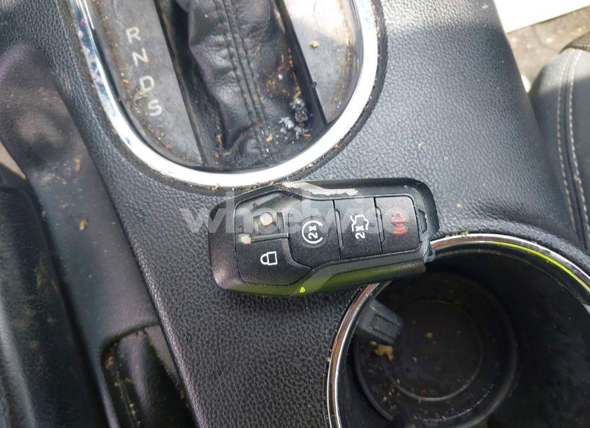 Photo 11 of 2017 Ford Mustang V6 (VIN 1FA6P8AM5H5256029)