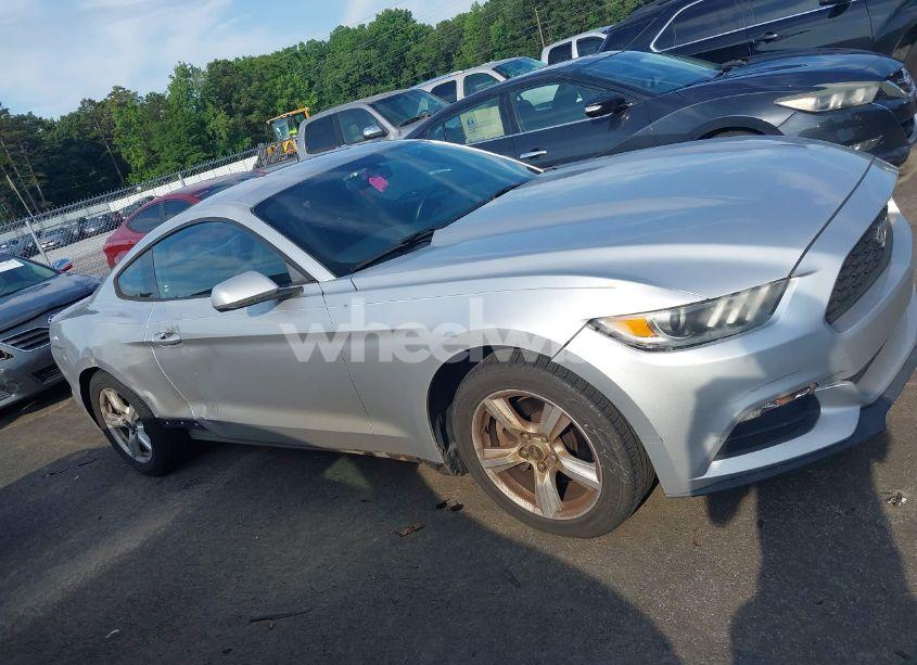 Photo 13 of 2017 Ford Mustang V6 (VIN 1FA6P8AM5H5256029)