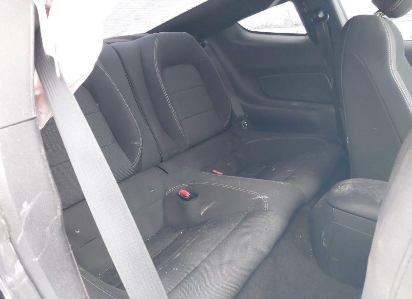 Photo 8 of 2015 Ford Mustang V6 (VIN 1FA6P8AM6F5341586)