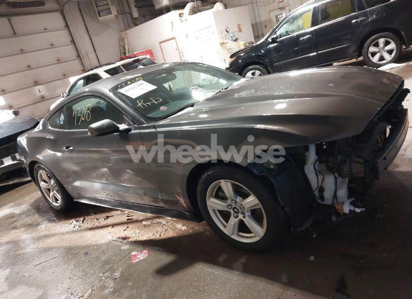 Photo 13 of 2015 Ford Mustang V6 (VIN 1FA6P8AM6F5346786)