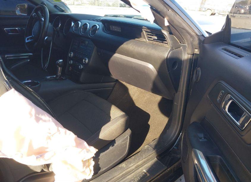 Photo 5 of 2015 Ford Mustang V6 (VIN 1FA6P8AM6F5365824)