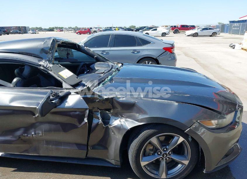 Photo 17 of 2015 Ford Mustang V6 (VIN 1FA6P8AM6F5430901)