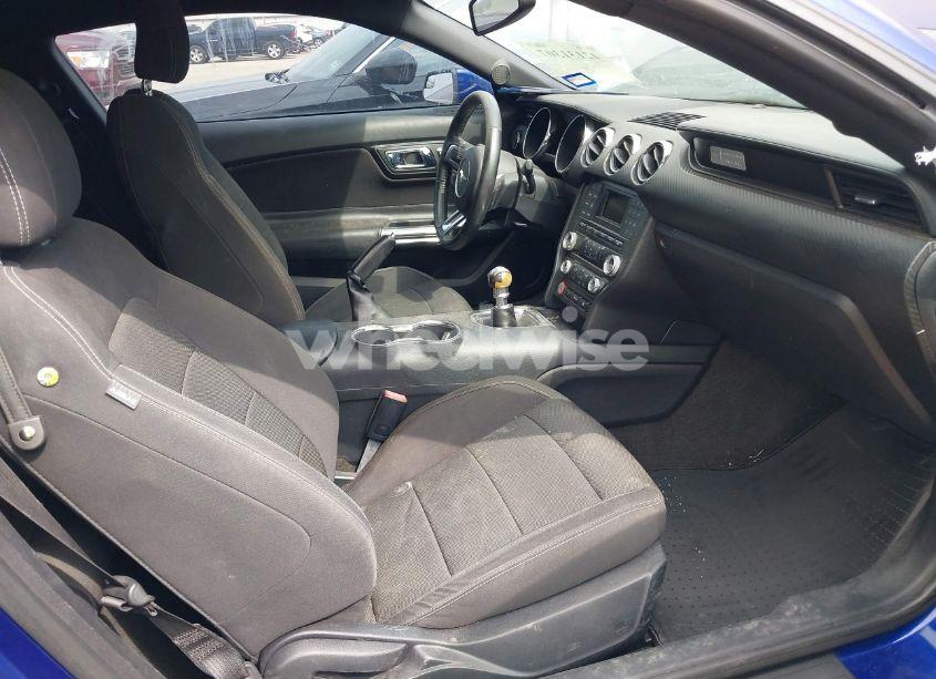 Photo 5 of 2016 Ford Mustang V6 (VIN 1FA6P8AM6G5302868)