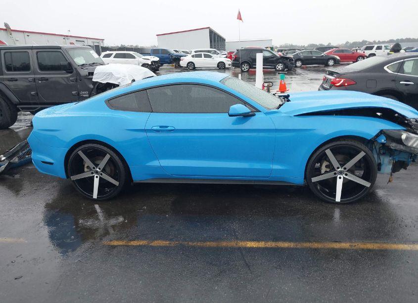 Photo 13 of 2017 Ford Mustang V6 (VIN 1FA6P8AM6H5202173)