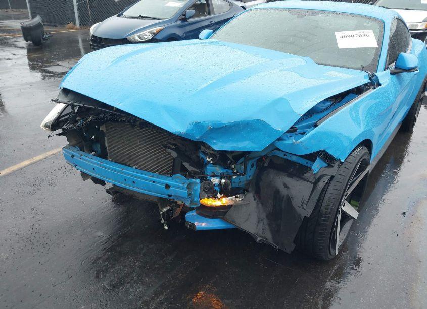 Photo 6 of 2017 Ford Mustang V6 (VIN 1FA6P8AM6H5202173)