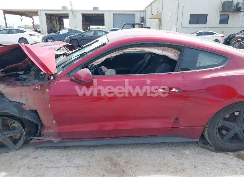 Photo 14 of 2017 Ford Mustang V6 (VIN 1FA6P8AM6H5277441)