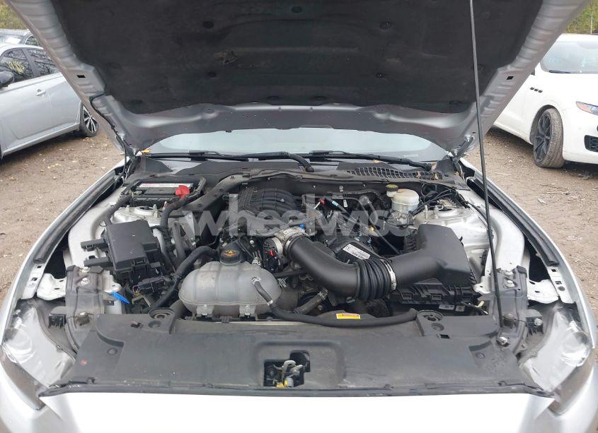 Photo 10 of 2015 Ford Mustang V6 (VIN 1FA6P8AM7F5314199)