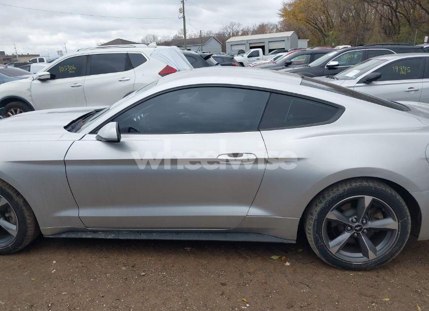 Photo 14 of 2015 Ford Mustang V6 (VIN 1FA6P8AM7F5314199)