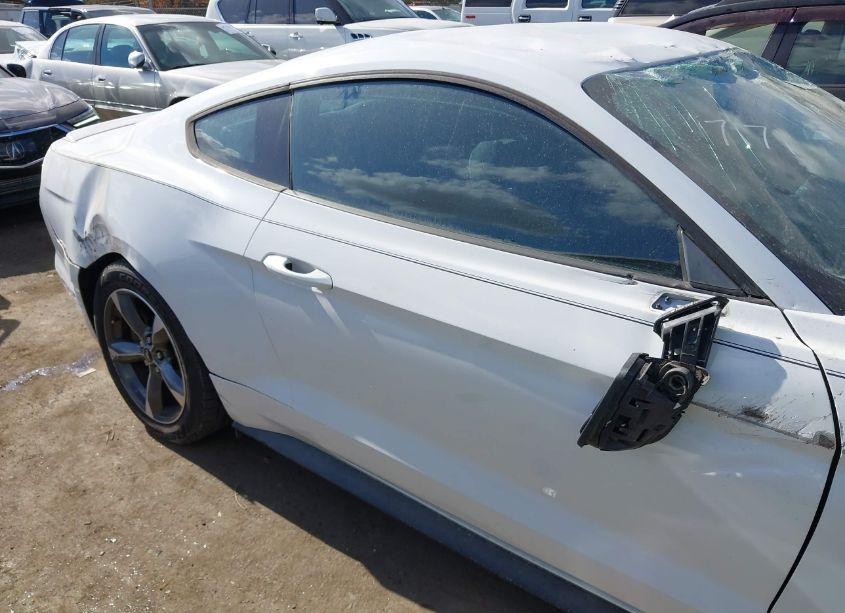 Photo 14 of 2015 Ford Mustang V6 (VIN 1FA6P8AM7F5366271)