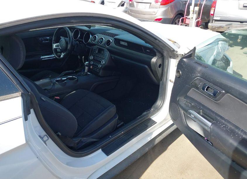 Photo 5 of 2015 Ford Mustang V6 (VIN 1FA6P8AM7F5366271)