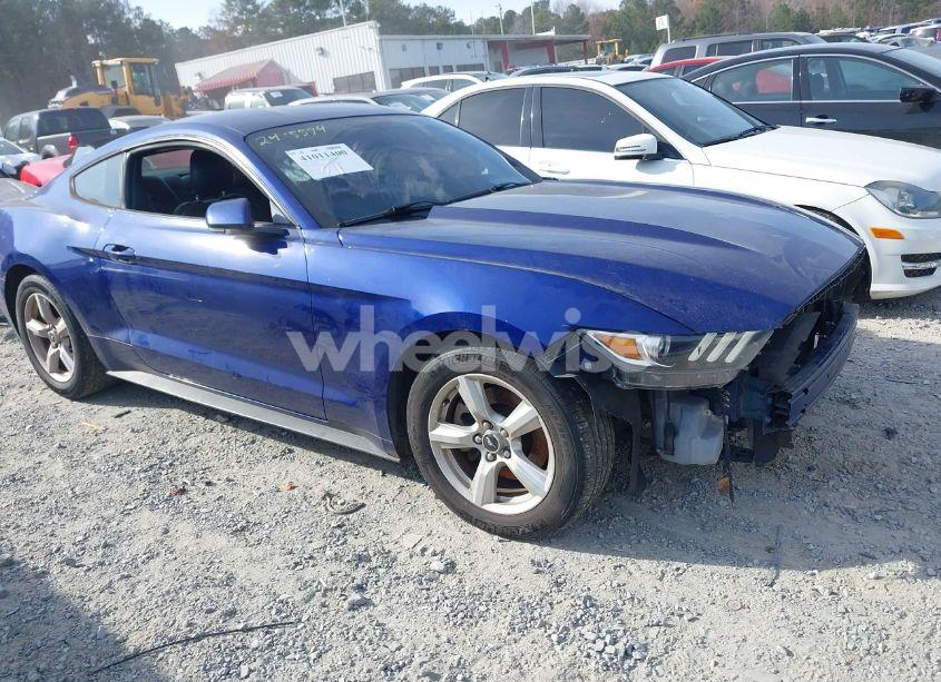2015 Ford Mustang V6 (VIN 1FA6P8AM7F5406543) main photo