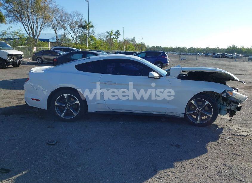 Photo 14 of 2016 Ford Mustang V6 (VIN 1FA6P8AM7G5257777)
