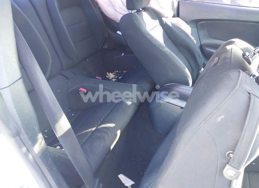 Photo 8 of 2016 Ford Mustang V6 (VIN 1FA6P8AM7G5257777)