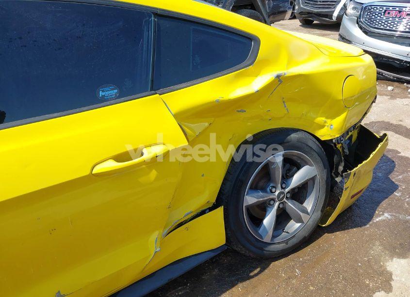 Photo 6 of 2016 Ford Mustang V6 (VIN 1FA6P8AM7G5286051)