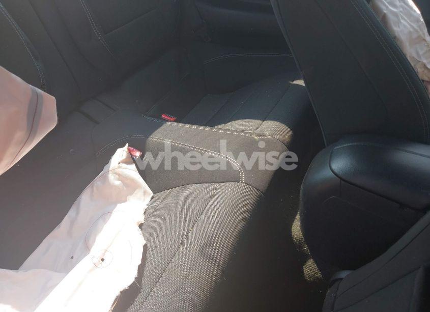 Photo 8 of 2016 Ford Mustang V6 (VIN 1FA6P8AM7G5320991)