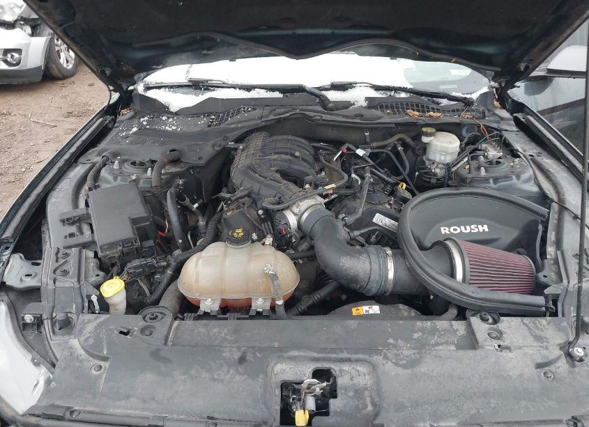 Photo 10 of 2016 Ford Mustang V6 (VIN 1FA6P8AM7G5322367)