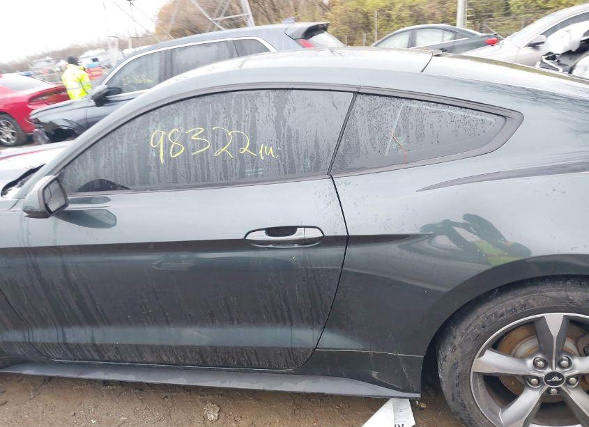 Photo 14 of 2016 Ford Mustang V6 (VIN 1FA6P8AM7G5322367)