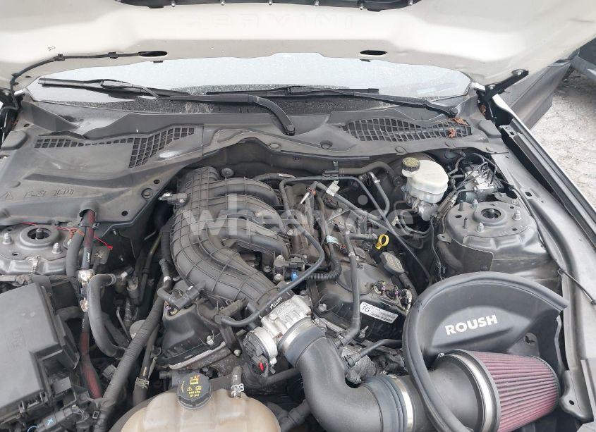 Photo 10 of 2016 Ford Mustang V6 (VIN 1FA6P8AM7G5331375)