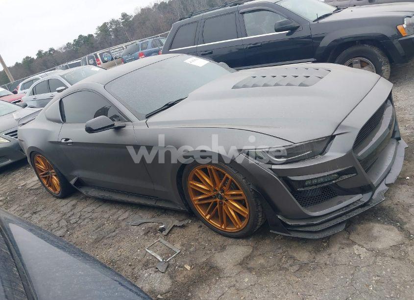 Photo 13 of 2016 Ford Mustang V6 (VIN 1FA6P8AM7G5331375)