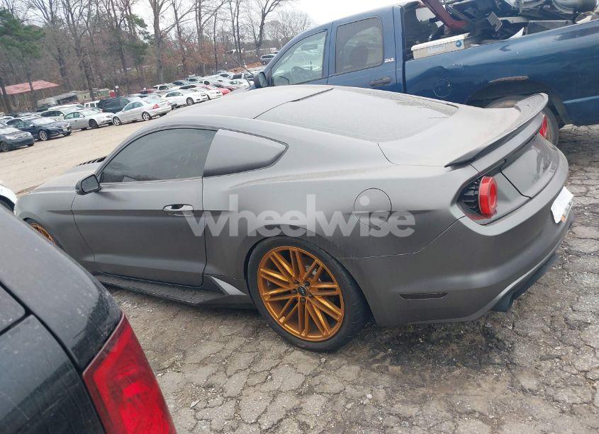 Photo 14 of 2016 Ford Mustang V6 (VIN 1FA6P8AM7G5331375)