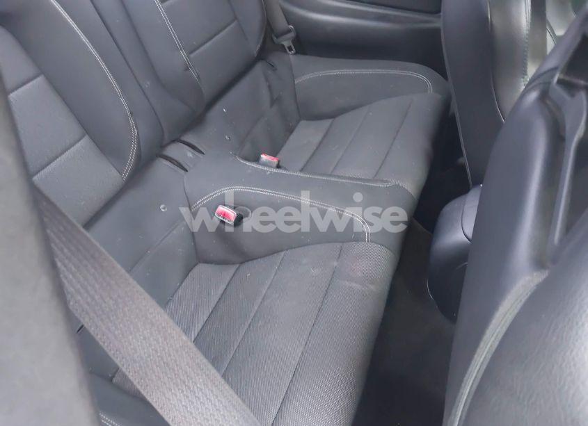 Photo 8 of 2016 Ford Mustang V6 (VIN 1FA6P8AM7G5331375)