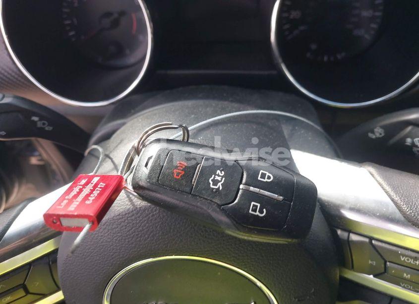 Photo 11 of 2017 Ford Mustang V6 (VIN 1FA6P8AM7H5219483)