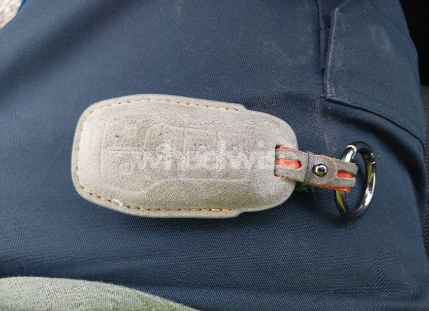 Photo 11 of 2017 Ford Mustang V6 (VIN 1FA6P8AM7H5275715)