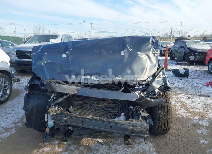 Photo 13 of 2017 Ford Mustang V6 (VIN 1FA6P8AM7H5309443)