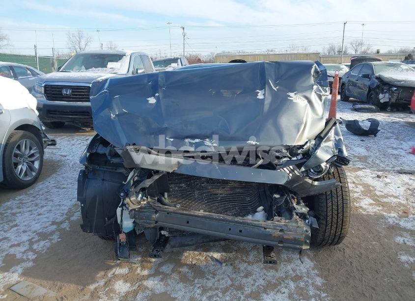 Photo 6 of 2017 Ford Mustang V6 (VIN 1FA6P8AM7H5309443)