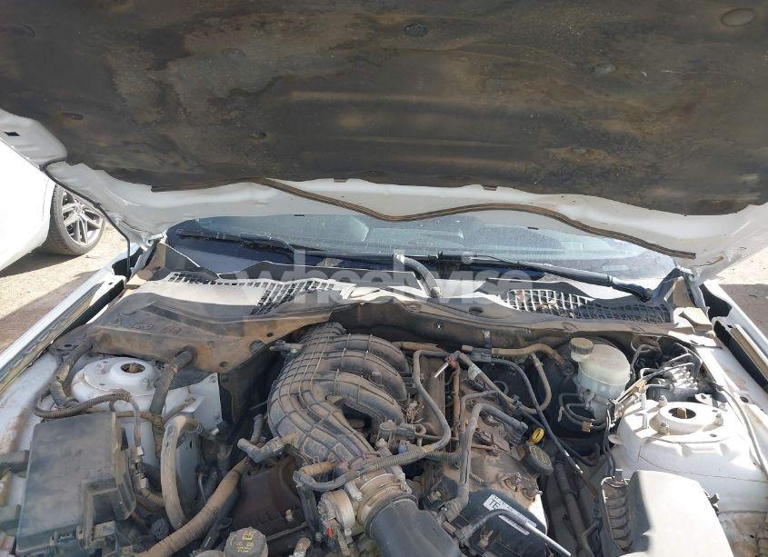 Photo 10 of 2015 Ford Mustang V6 (VIN 1FA6P8AM8F5362617)